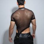 Camiseta Mesh con aro de metal